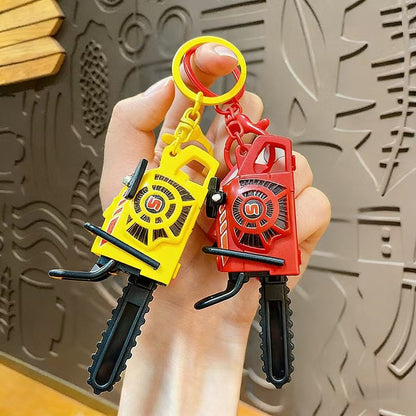 Mini Chainsaw Keychain – Creative Portable Tool Style Gadget