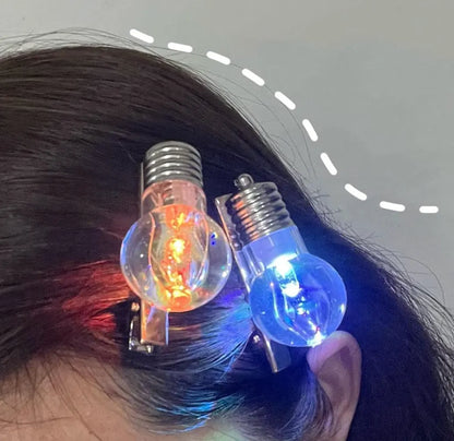 Light Bulb Hair Clip 💡
